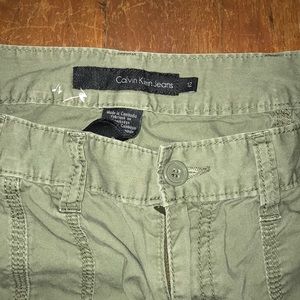 Calvin Klein Army Cargo Capri Pants